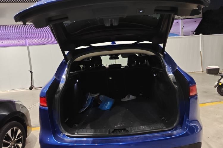 Used Jaguar F-PACE 2018 2.0T All-Wheel Drive R-Sport Sport Edition
