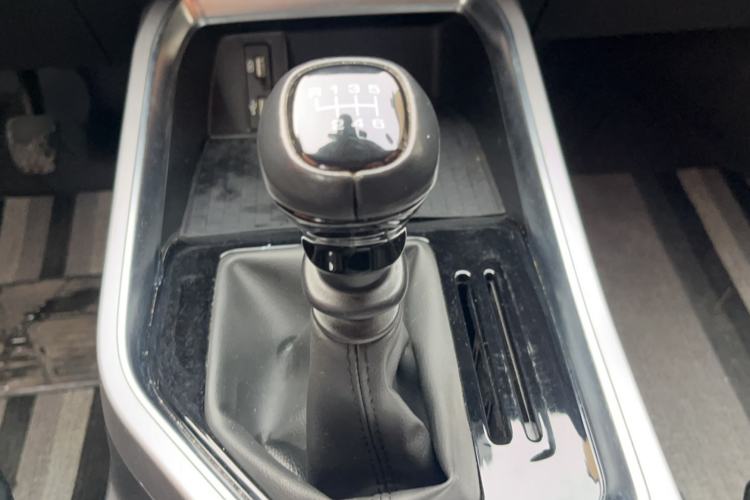 Used Wuling Jiachen 2022 1.5T Manual Comfort & Dynamic Version