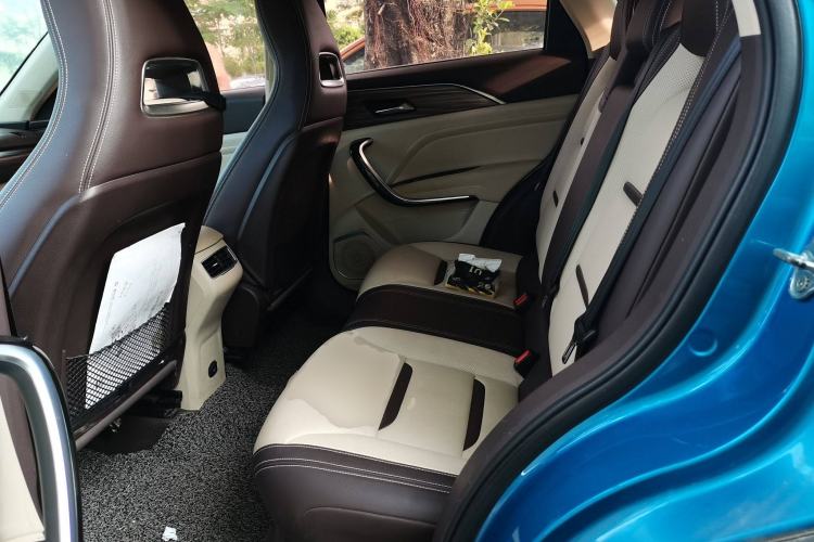 Used Bestune T77 2019 230 TID Automatic Luxury Version China VI Emission Standard Left Rear Seat