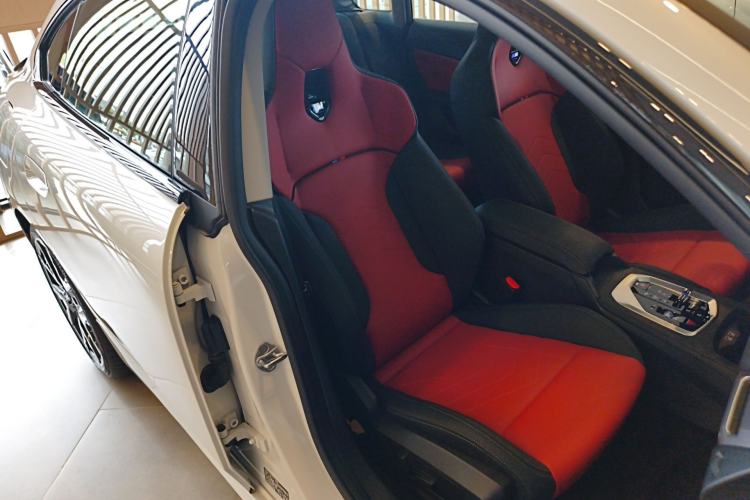 Used BMW 2 Series 2025 225L M Sport Night Edition Package Right Front Seat