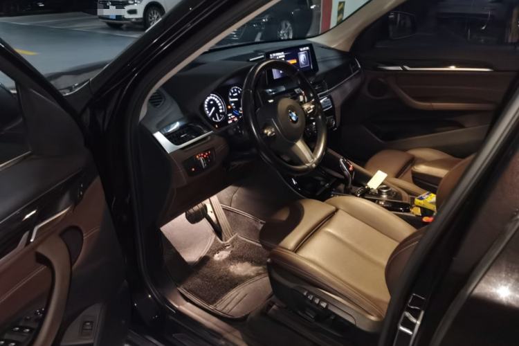 Used BMW X1 2020 xDrive25Li Luxury Edition Driver Seat