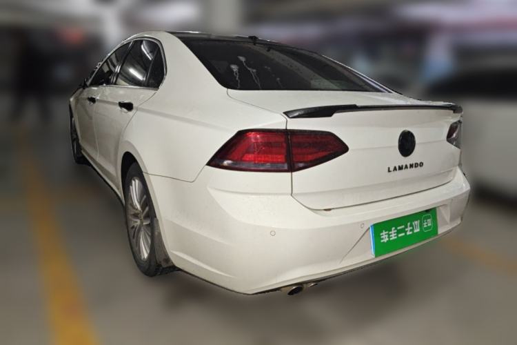 Used Volkswagen Lamando 2015 330TSI DSG Luxury Edition Rear Left 45 Deg