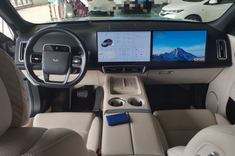 Used Li Auto L9 2022 Max model Interior 2