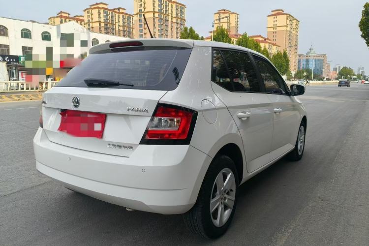 Used Skoda Fabia 2016 1.4L Automatic Car Enjoy Edition