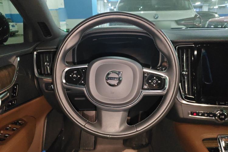 Used Volvo S90 2022 B5 Zhiyuan Luxury Edition Steering Wheel