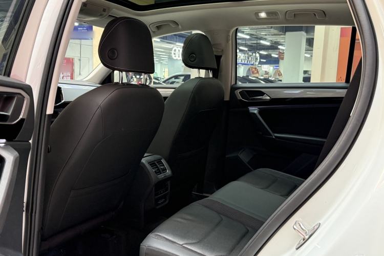 Used Volkswagen Tayron 2021 330TSI Two-Wheel-Drive 3rd Anniversary Limited Edition