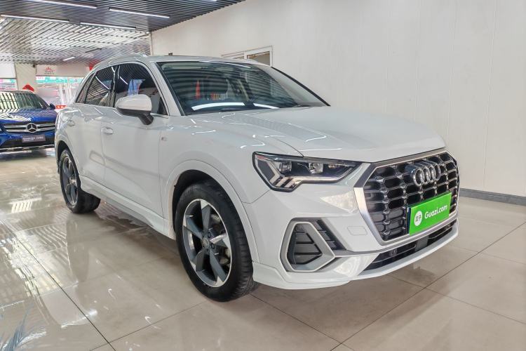 Used Audi Q3 2019 35 TFSI Fashion Dynamic Model