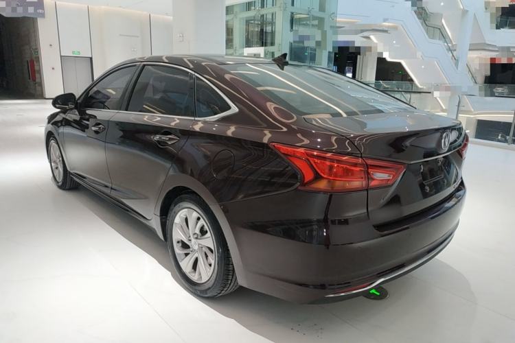 Used CHANGAN Raeton CC 2018 1.5T Automatic Elegant Starry Edition China V Standard