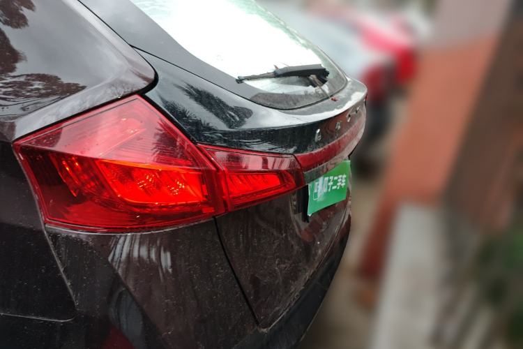 Used Luxgen U6 SUV 2017 Revised Version 1.6T Fashion Edition Rear