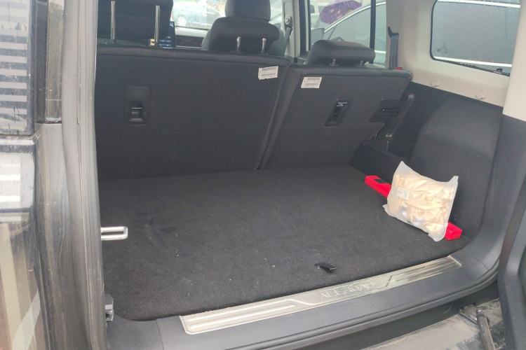 Used iCAR 03 2024 401km Two-Wheel Drive Standard Advanced Version Trunk