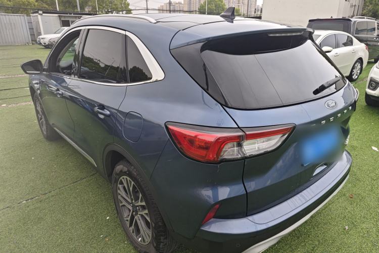 Used Ford Escape 2020 EcoBoost 245 Two-Wheel-Drive Titanium Edition
