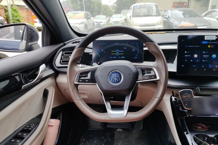 Used BYD Qin PLUS 2023 Champion Edition DM-i 55KM Leading Model Steering Wheel