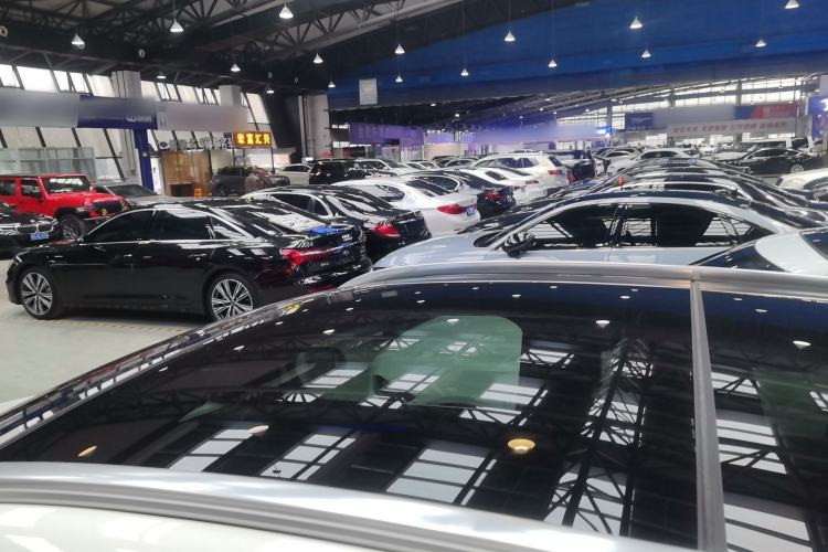 Used Mercedes-Benz GLA 2022 Facelifted GLA 200 Roof