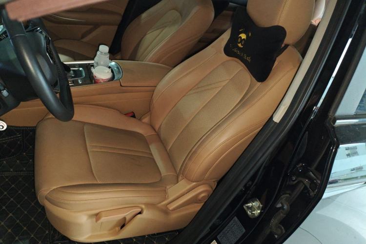 Used Landian E5 2023 1.5L DE-i 100KM Comfort Edition 7-Seater Left Front Seat