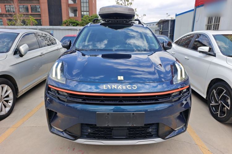 Used Lynk & Co 06 2021 1.5T Shero Pink Special Edition Front