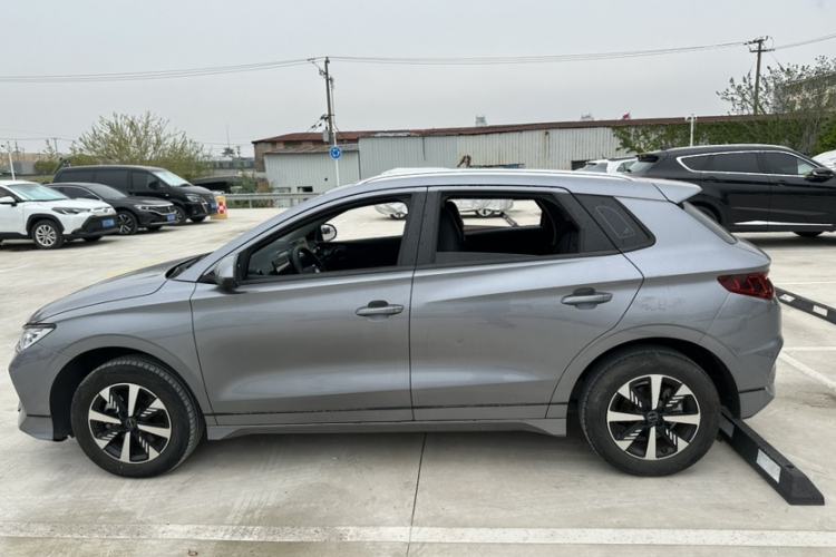 Used BYD e2 2023 Luxury Model Exterior 7