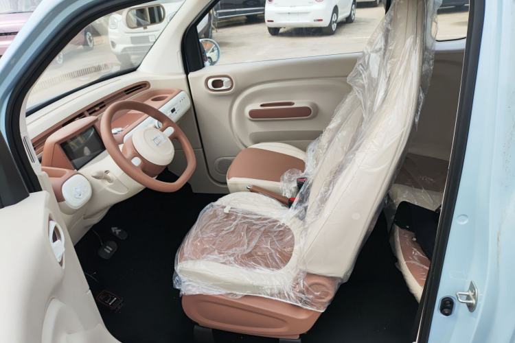 Used Bestune Pony 2026 Model 222km Shining Horse Left Front Seat