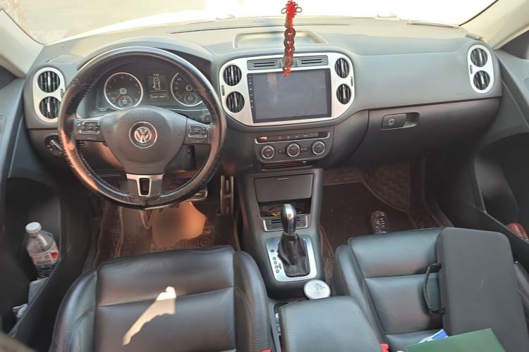 Used Volkswagen Tiguan 2015 1.8TSI Automatic Two-Wheel Drive Comfort Edition Center Console