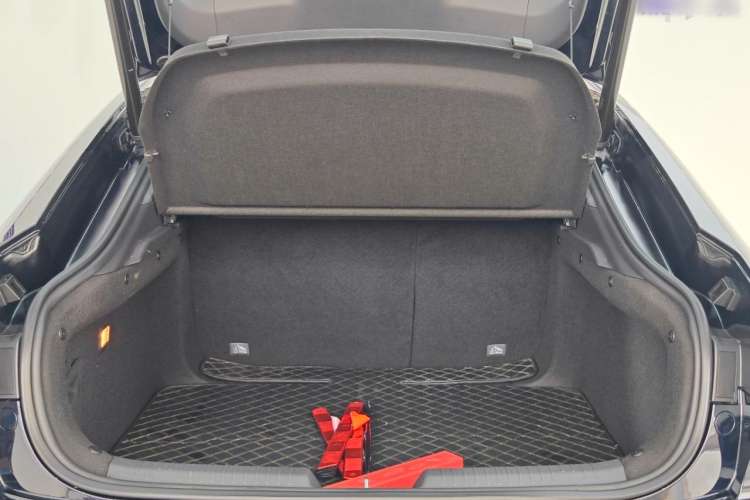 Used Changan UNI-V iDD 2024 Blue Whale Smart Electric iDD 136km Luxury Model
