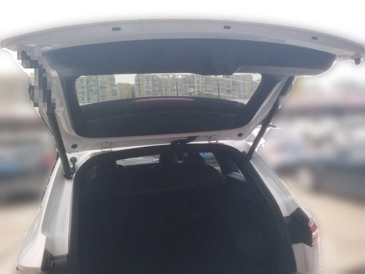 Geely Auto Monjaro L Xingyue L, manufactured in April 2023, 2.0-liter gasoline, 5 seats — снимка 19