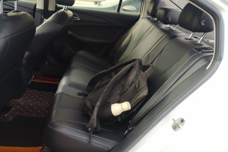 Used Roewe i5 2020 1.5L Manual 4G Connect Leehao Flagship Edition Left Rear Seat