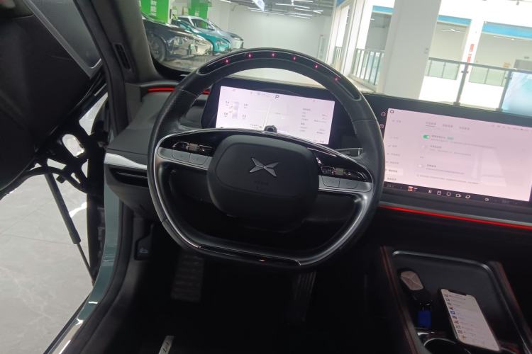 Used XPeng P7 2023 P7i 610 Pengyi Performance Edition