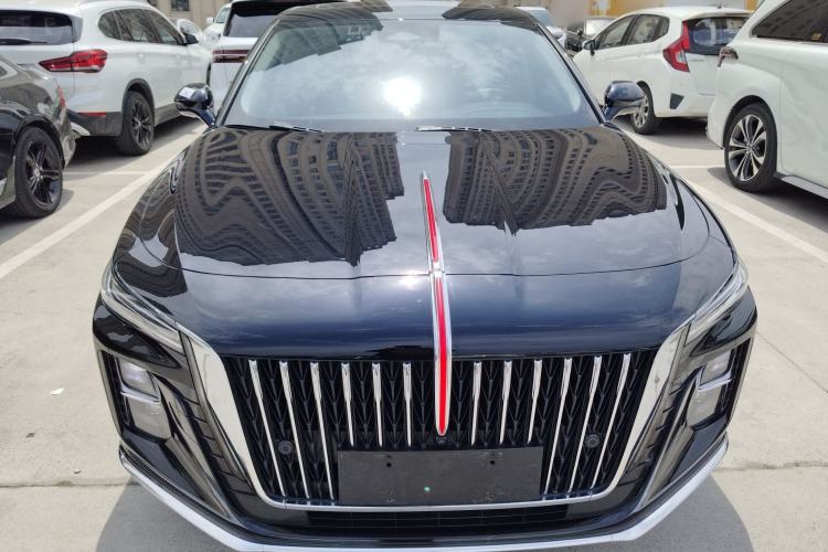Used Hongqi H6 2023 2.0T ZhiMei Edition Front