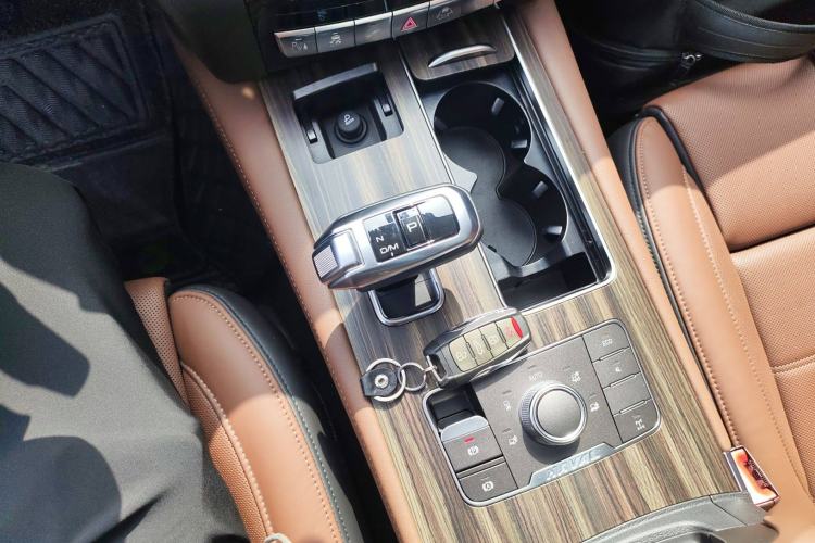 Used Haval H9 2017 2.0T Gasoline 4x4 Premium 5-Seater