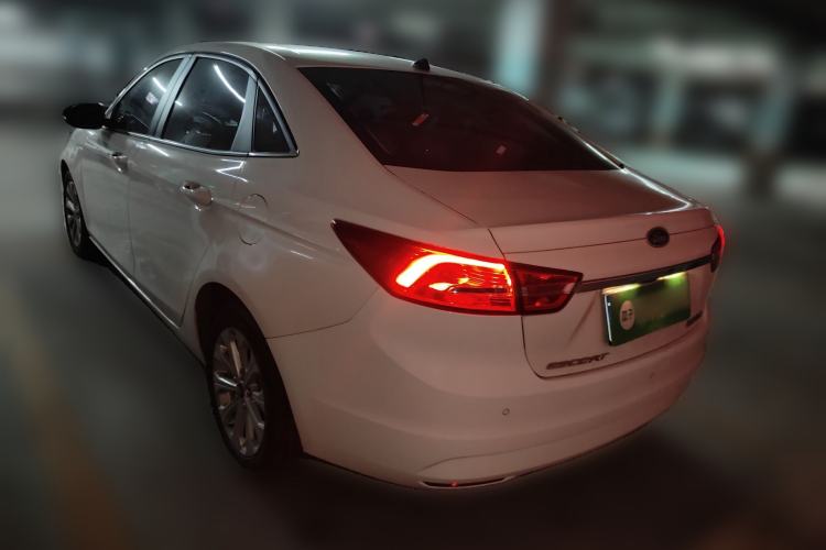 Used Ford Escort 2017 Happy Edition 1.5L Manual Fashion Model