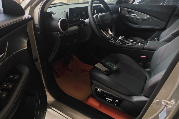 Used FORTHING T5 EVO 2021 1.5TD DCT Diamond Edition