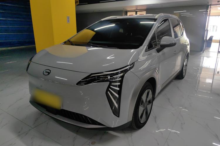 Used AION Y 2024 Younger