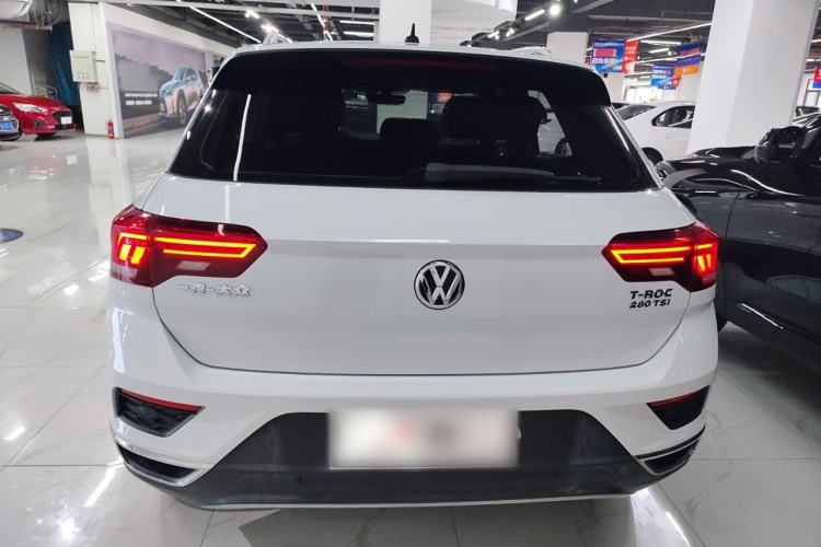 Used Volkswagen T-ROC 2018 280TSI DSG Four-Wheel Drive Luxury Version China V Emission Standard