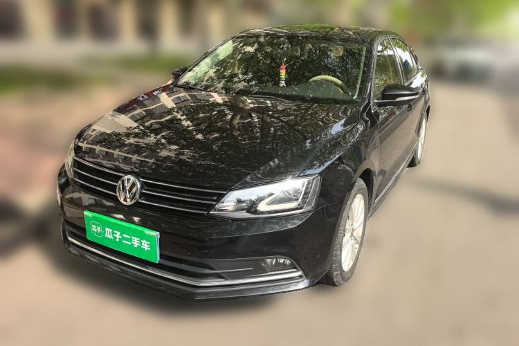 Used Volkswagen Sagitar 2015 230TSI Automatic Comfort Version