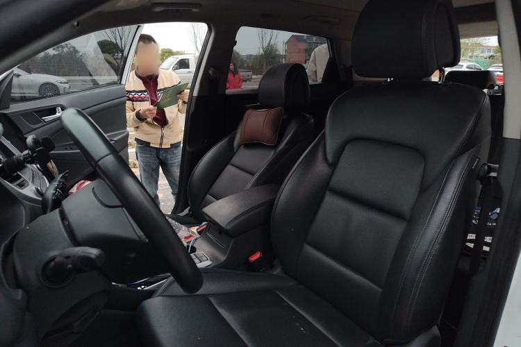 Used Hyundai Tucson 2015 1.6T Dual-Clutch Two-Wheel-Drive Smart Model Left Front Seat