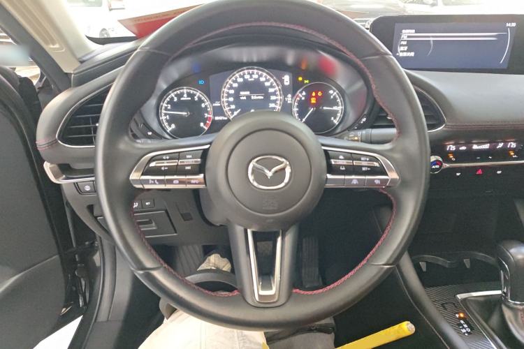 Used Mazda Mazda 3 Axela 2022 2.0L Automatic Zhi Rui Obsidian Edition