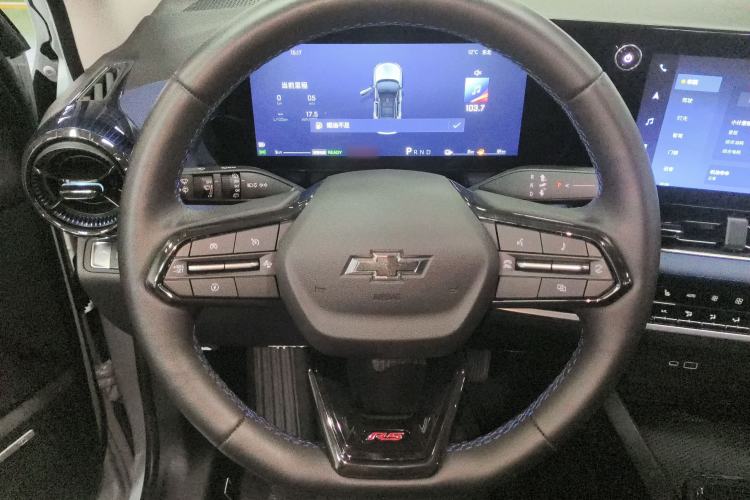 Used Chevrolet Equinox Plus 2024 102km RS Ultimate Edition