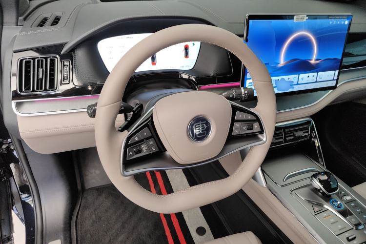 Used BYD Tang New Energy 2025 Intelligent Driving Version DM-i 115KM Flagship Edition
