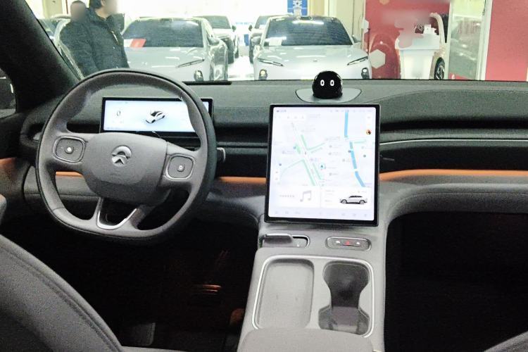 Used Nio EC6 2023 75 kWh
