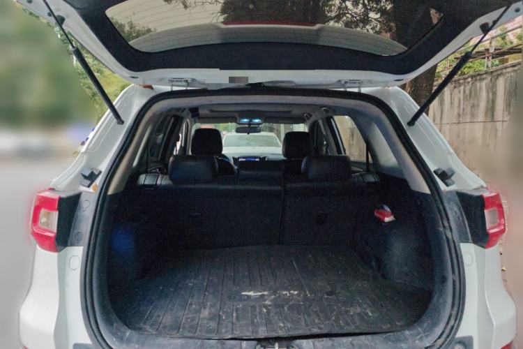 Used CHANGAN CS75 2014 2.0L Manual Leading Version China IV Standard
