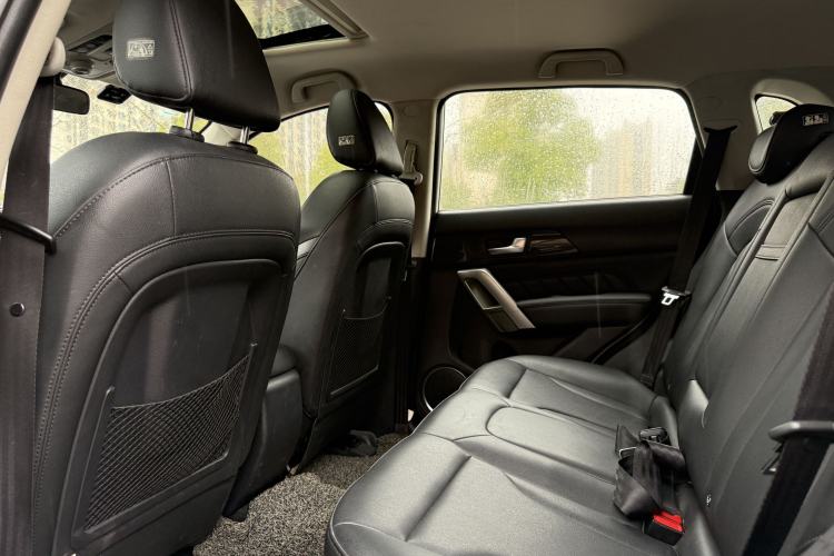 Used Haval H2 2016 Red Label 1.5T Manual Two-Wheel Drive Elite Model