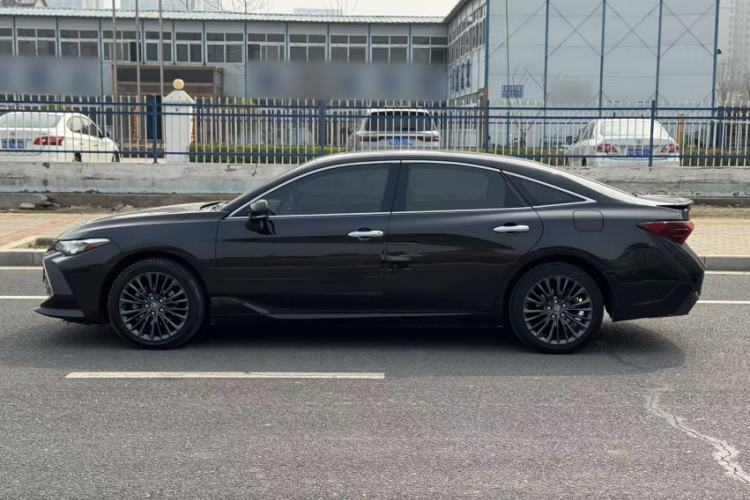 Used Toyota Avalon 2019 2.0L XLE Premium Edition China VI