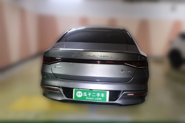 Used BYD Qin PLUS 2024 HONOR Edition DM-i 55KM Beyond Model
