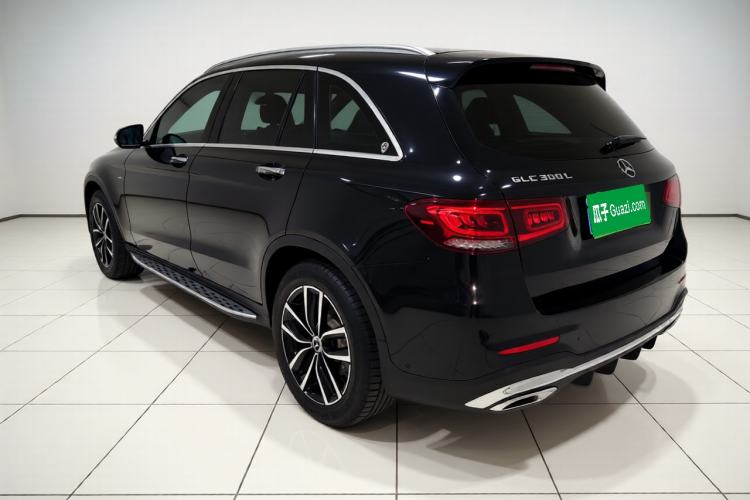 Used Mercedes-Benz GLC 2019 Refreshed GLC 300 L 4MATIC Dynamic Edition

