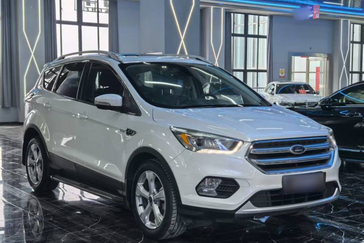 Used Ford Kuga 2017 EcoBoost 180 Two-Wheel-Drive Tiger Leap Model
