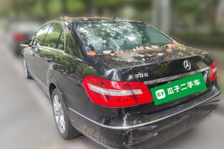 Used Mercedes-Benz E-Class 2009 E 300 Fashion Model Rear Left 45 Deg