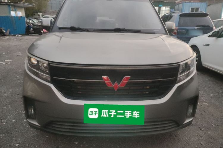 Used Wuling Hongguang PLUS 2019 1.5T Manual Luxury 7-Seater