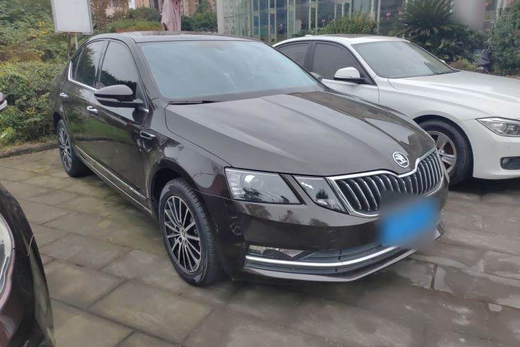 Used Skoda Octavia 2018 TSI230 DSG Luxury Edition
