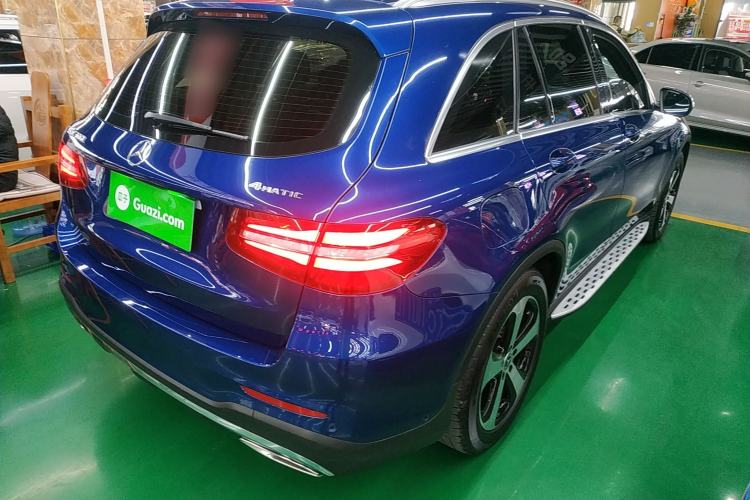 Used Mercedes-Benz GLC 2018 GLC 260 4MATIC Luxury Model
