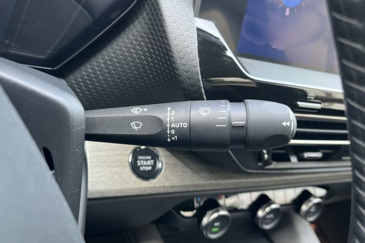 Used Citroen C5 X 2021 1.6T Enjoy the Extraordinary Interior 10