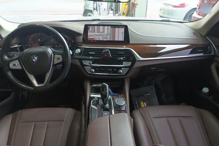 Used BMW 5 Series 2020 525Li Luxury Package Center Console